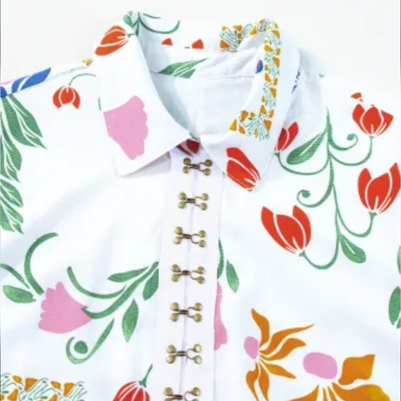 White Floral Print Split Neck Pocketed Shirt Collar Romper - Picture 4 of 7